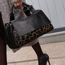 Load image into Gallery viewer, Fashion  Leather Handbags Leopard Pattern
