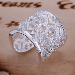 Noble Charms crystal gorgeous ring