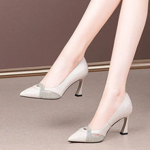 Load image into Gallery viewer, Lady Party Black Heel Shoes
